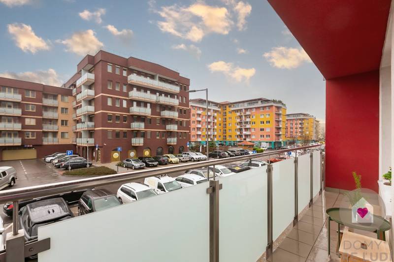 Prenájom_2izbový byt_Novostavba_Lužná ul., Petržalka_Lodžia