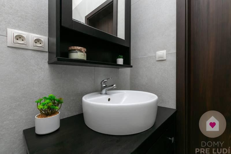 Prenájom_2izbový byt_Novostavba_Lužná ul., Petržalka_Kúpeľňa