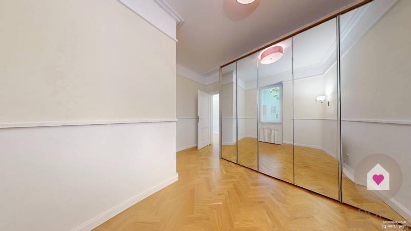 Prenájom veľkometrážneho moderného 4i bytu s 2 balkónmi-Židovská ulica_Staré mesto