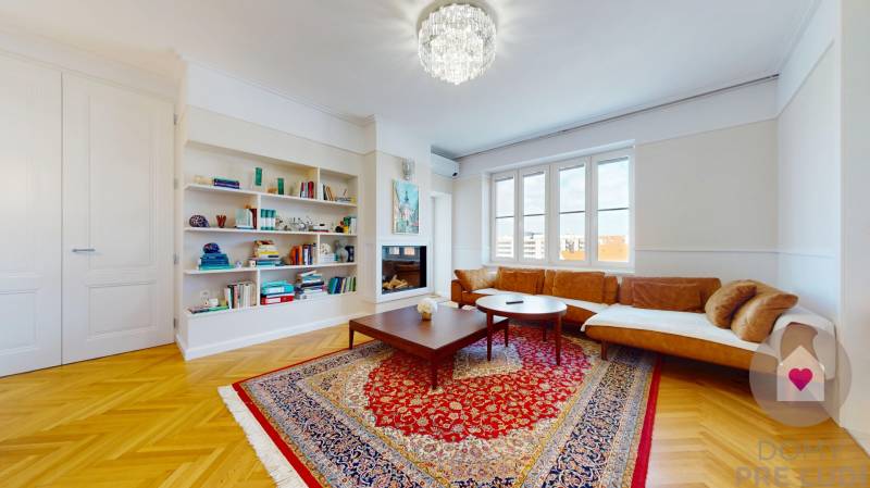 Prenájom veľkometrážneho moderného 4i bytu s 2 balkónmi-Židovská ulica_Staré mesto