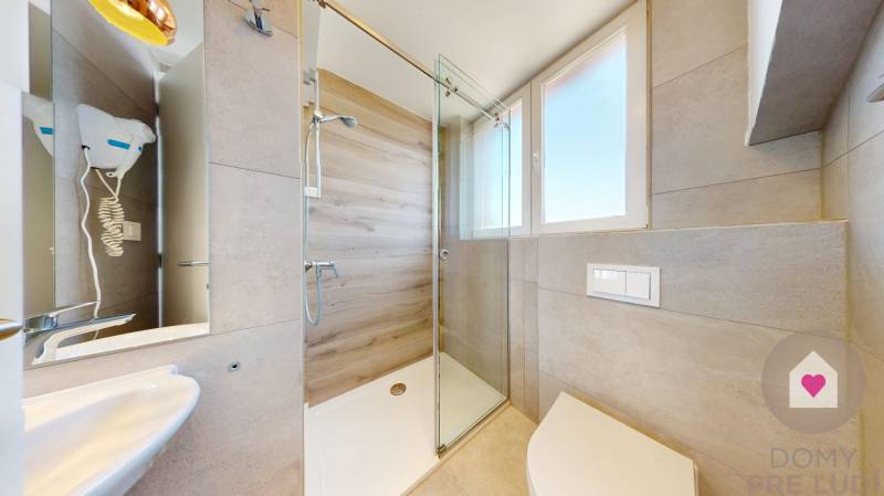 4i Apartmán s galériou, veľkou terasou a vlastným parkovaním - Mandre, ostrov Pag Chorvátsko