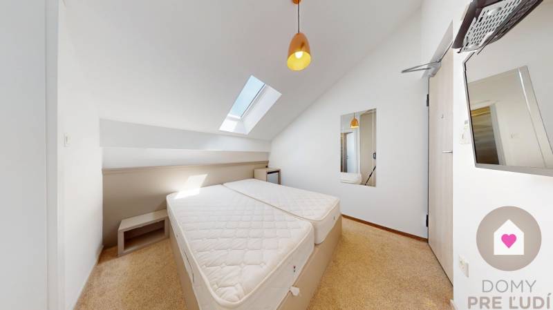 4i Apartmán s galériou, veľkou terasou a vlastným parkovaním - Mandre, ostrov Pag Chorvátsko