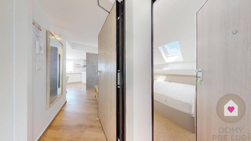 4i Apartmán s galériou, veľkou terasou a vlastným parkovaním - Mandre, ostrov Pag Chorvátsko