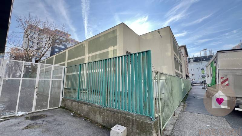garažový dom_Mraziarenska_parkovacie státie na  predaj