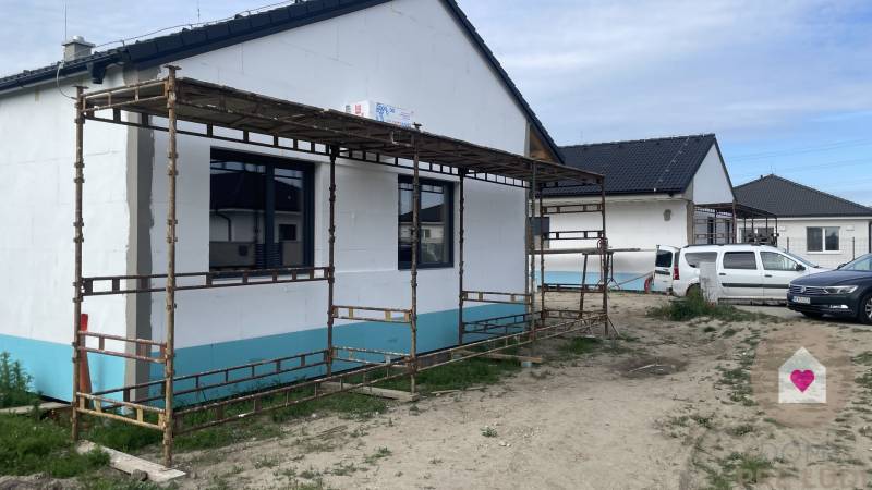 RD 4 izbový Senec, Karasova