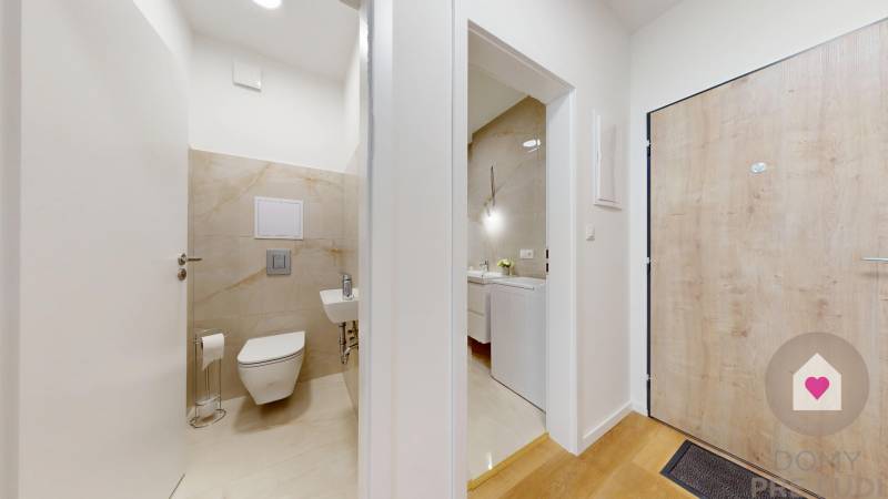 2i-novostavba-s-parkovanim-Mikovíniho ul.- Trnava- chodba, wc, kúpeľňa