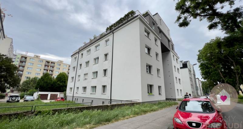 Trenčianska_byt na prenájom pri trhovisku Miletičová