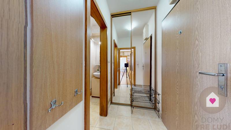 Prenájom veľkého 2i bytu s balkónom_Dlhé diely_Karlova Ves
