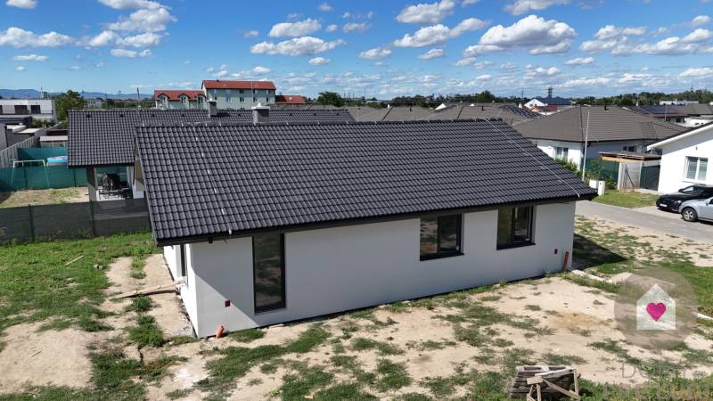 DJI_20250722154404_0038_D.JPG