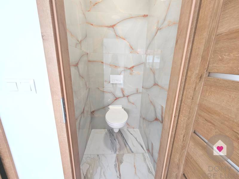 samostatné wc