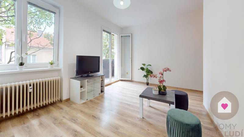 Prenájom prerobenej garsónky s balkónom pri OC Centrál_Dohnányho ul._Ružinov_Bratislava