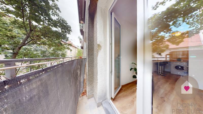 Prenájom prerobenej garsónky s balkónom pri OC Centrál_Dohnányho ul._Ružinov_Bratislava
