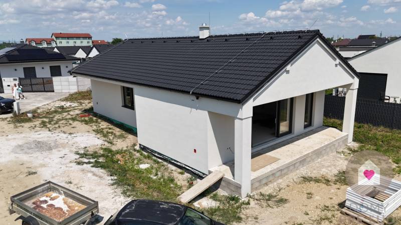 Predaj 4 izbový RD, SENEC, Karasova 