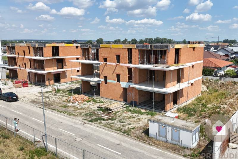 2 izbový byt Slovenský Grob