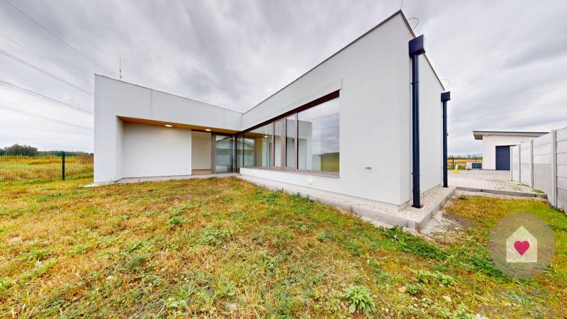 Kostolište_Martina Benku_moderný rodinný dom na predaj