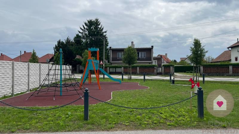 Pozemok na výstavbu, Jelka 