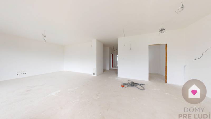 SENEC-4i-skolaudovana-novostavba-RD-na-predaj-09172025_082951.jpg