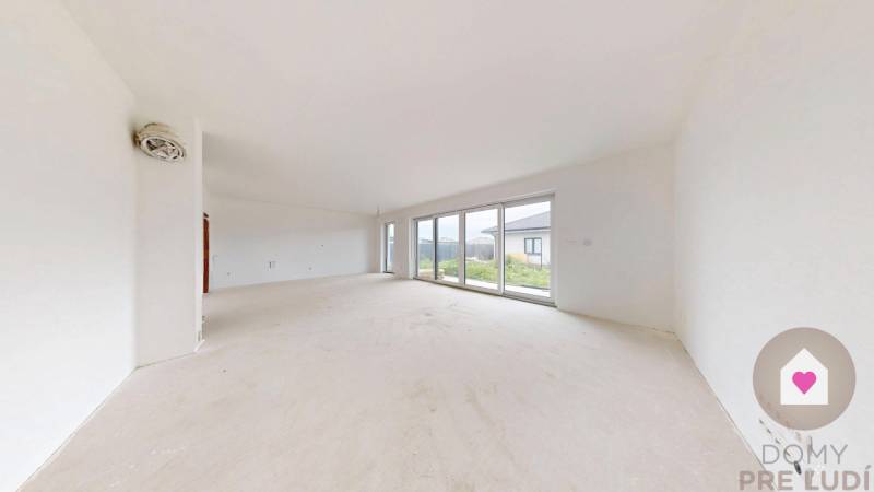 SENEC-4i-skolaudovana-novostavba-RD-na-predaj-09172025_082620_defurnished.jpg