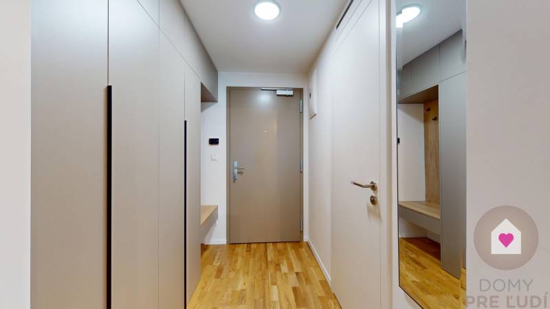BA, METROPOLIS-1i-stylovy-dizajnovy-byt-Staré Mesto