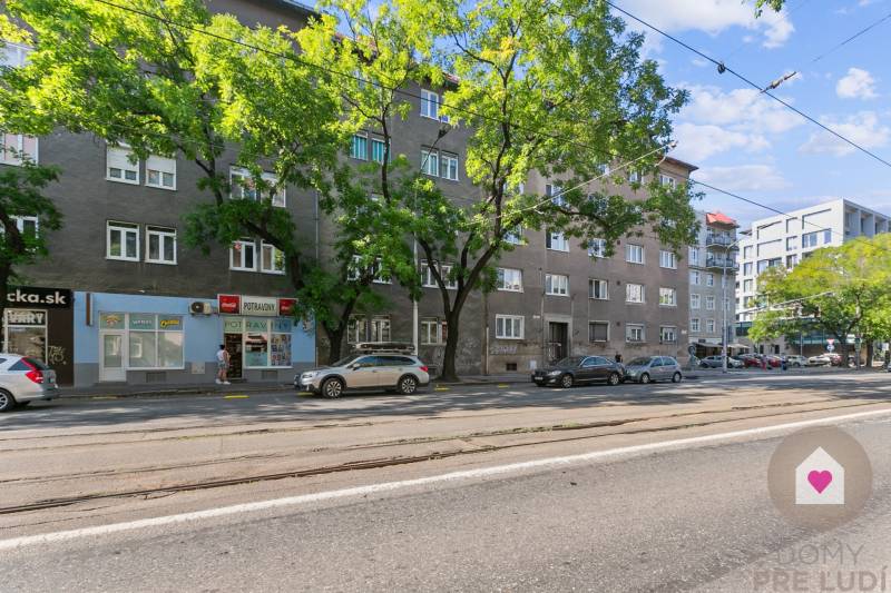 Prenájom kompletne zariadenej garsónky pri Trnavskom mýte_Vajnorská