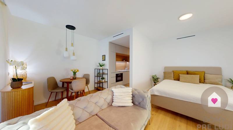 -Prenájom moderného, veľkého 1 bytu s priestrannou lodžiou v exluzívnom projekte Vydrica v Starom meste pod Hradným kopcom