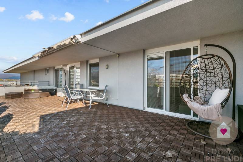 Byt na prenájom s terasou