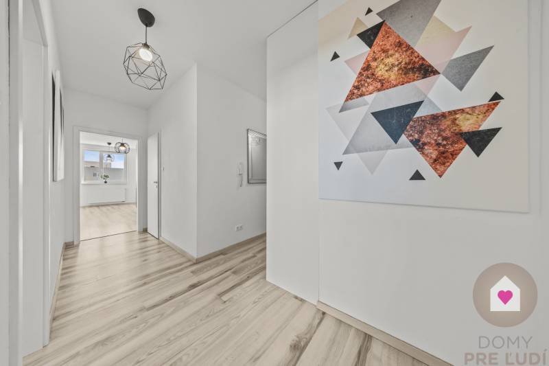 Predaj veľkého 3i bytu v novostavbe Mendelsohn s garážovým park. státím a 2 loždiami_ Podunajské Biskupce_Kazanská ul.