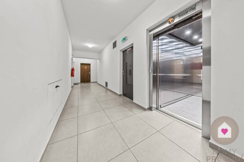 Predaj veľkého 3i bytu v novostavbe Mendelsohn s garážovým park. státím a 2 loždiami_ Podunajské Biskupce_Kazanská ul.