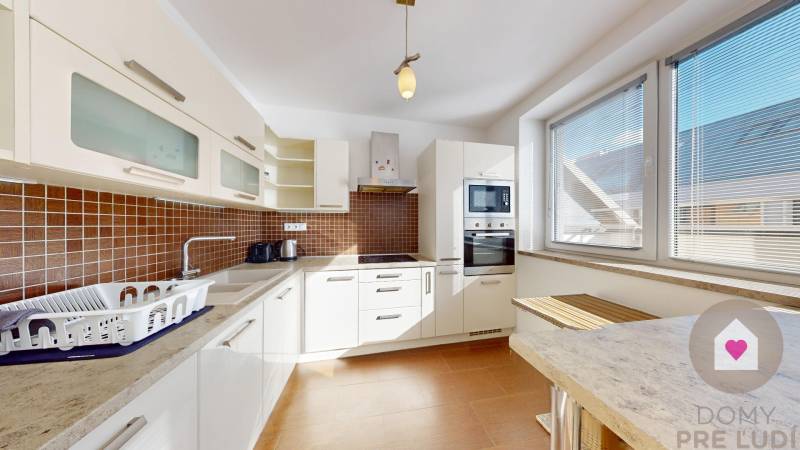 3 izbový byt, prenájom, BA Staré Mesto, Ľadová 