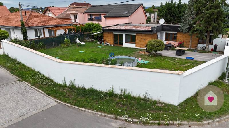 Most pri Bratislave_rodinný dom  na predaj