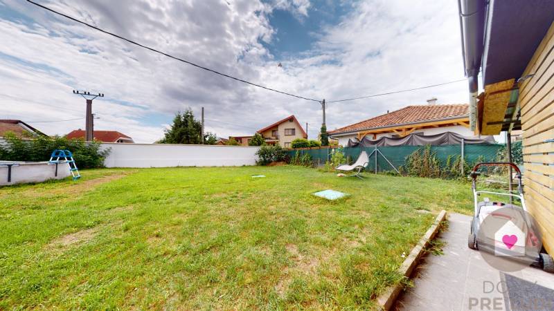 Most pri Bratislave_rodinný dom na predaj_exterier