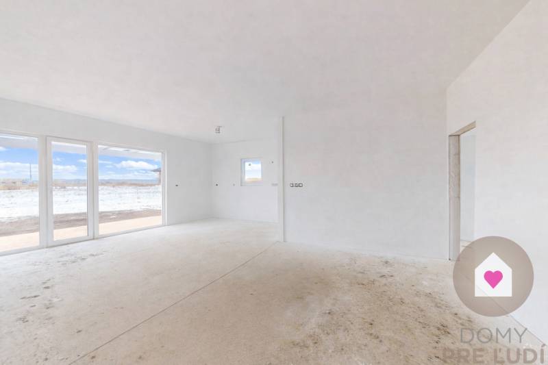 Novy svet - novostavba rodinného domu pri senci na predaj