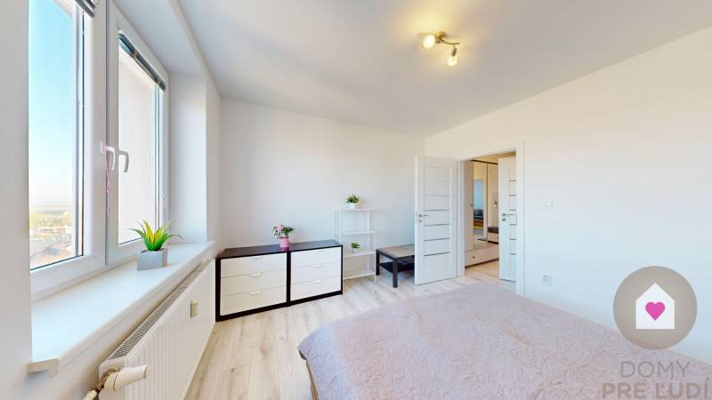 3 izbový byt Senec, Jesenského 2, zrekonštruovaný 