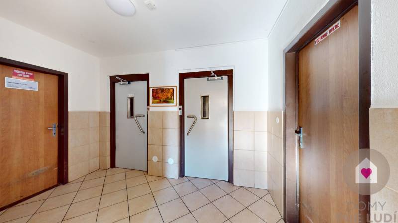 3 izbový byt Senec, Jesenského 2, zrekonštruovaný 