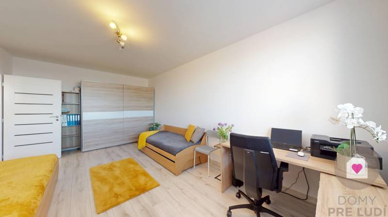 3 izbový byt Senec, Jesenského 2, zrekonštruovaný 