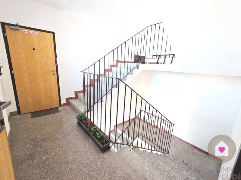 100009143 izbový byt Senec, Jesenského 2, zrekonštruovaný 44.jpg