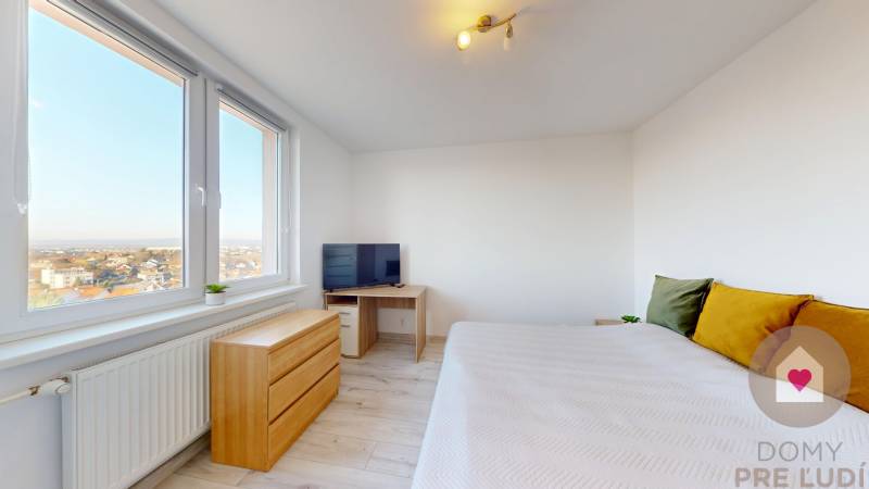 3 izbový byt Senec, Jesenského 2, zrekonštruovaný 