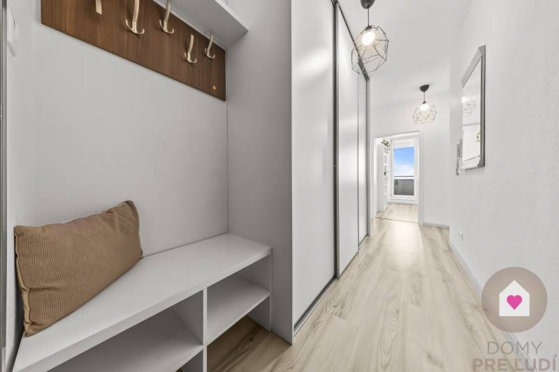 Predaj veľkého 3i bytu v novostavbe Mendelsohn s garážovým park. státím a 2 loždiami_ Podunajské Biskupce_Kazanská ul.