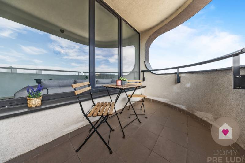 Predaj veľkého 3i bytu v novostavbe Mendelsohn s garážovým park. státím a 2 loždiami_ Podunajské Biskupce_Kazanská ul.