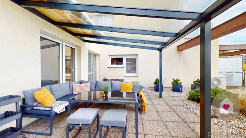 Predaj veľkometrážneho moderného bytu s terasou a parkingom v uzavretom komplexe na Tupého ul. pri Kolibe