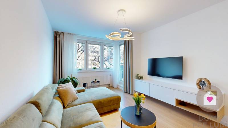 Dlhodobý prenájom 2i bytu s parkovacím státím a balkónom- Jégeho alej_Ružinov