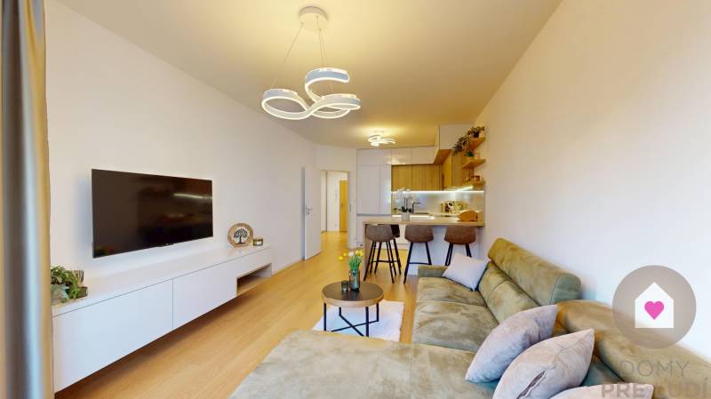 Dlhodobý prenájom 2i bytu s parkovacím státím a balkónom- Jégeho alej_Ružinov