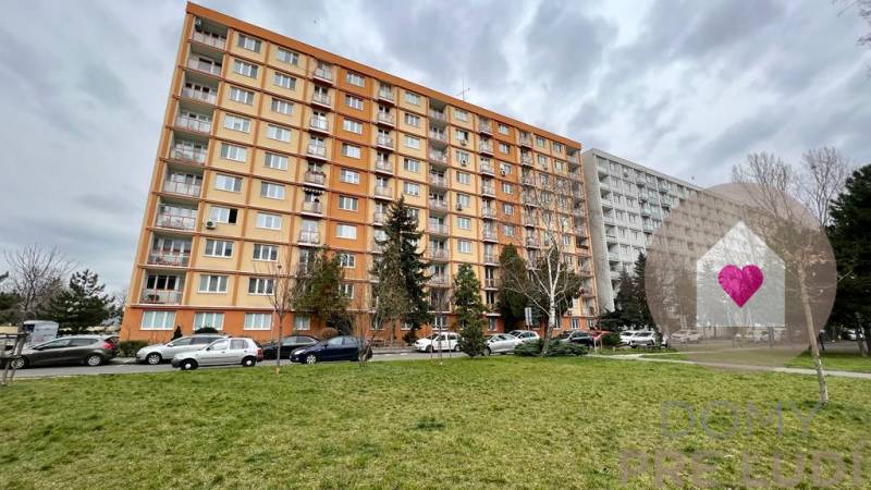 nezabudkova prenajom 3i byt - bytovy dom.jpg