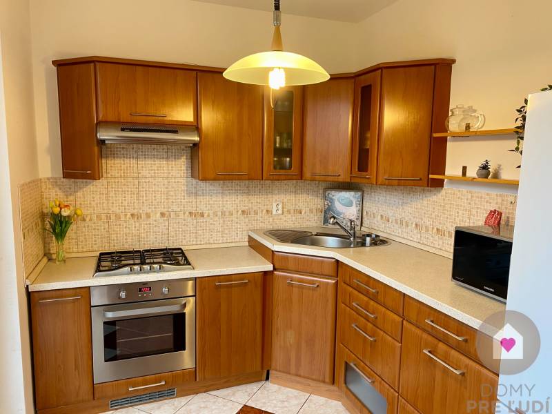 nezabudkova prenajom 3i byt - kuchyna.JPEG