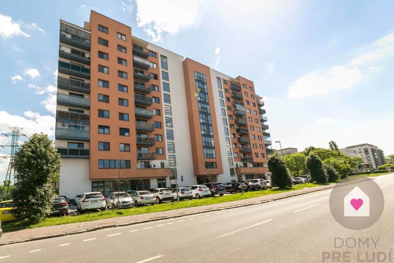 Prenájom parkovacie státia v garáži_ Ružinovská 44_ Ružinov