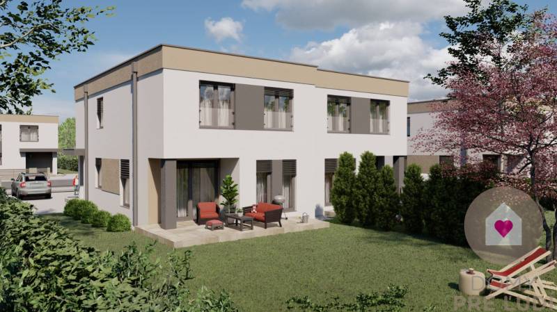 Priestranný rodinný dom Zálesie