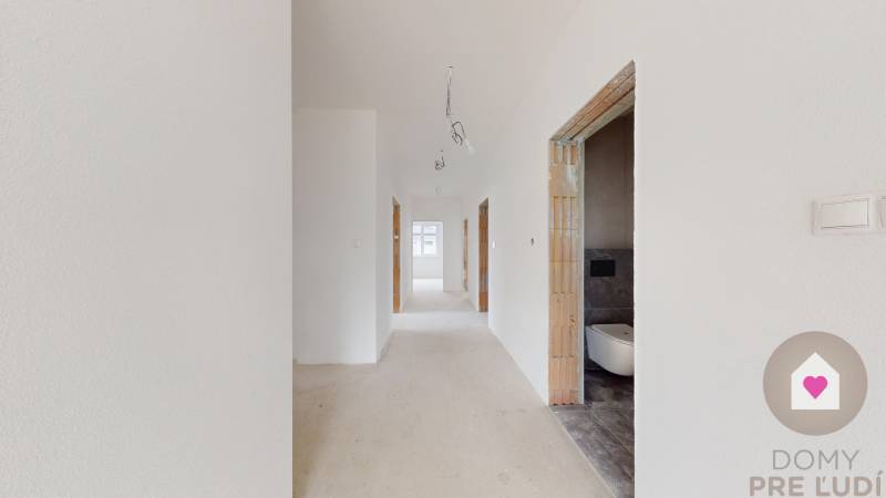 SENEC-4i-skolaudovana-novostavba-RD-na-predaj-09172025_083014.jpg