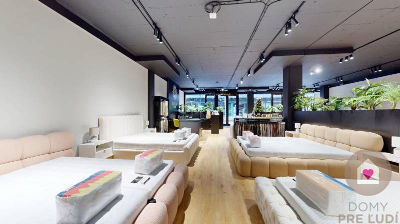 NIVY-Obchodny-priestor-228m2-s-moznostou-parkovania