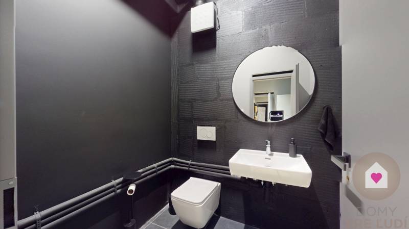 NIVY-Obchodny-priestor-228m2-s-moznostou-parkovania