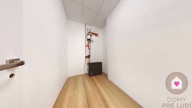 Obchodný priestor na prenájom_Jarabinková_Ružinov